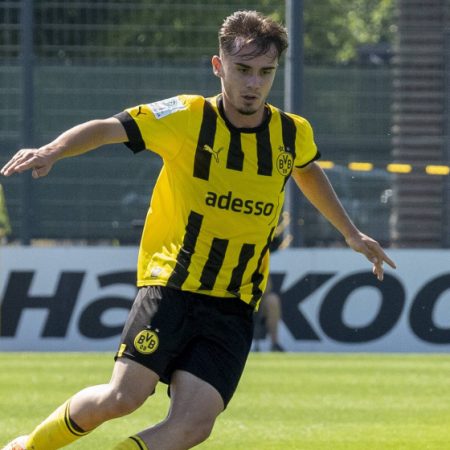 Rijeka na probu dovela 19-godišnjaka koji je proveo zadnje četiri godine igrajući za Borussiju Dortmund