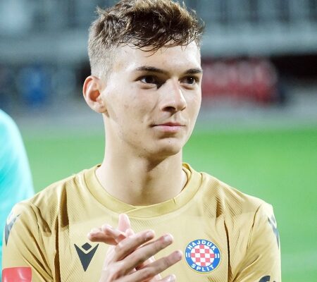 NIKO SIGUR KAO RONALDINHO: Pogledajte fenomenalan potez mladog igrača Hajduka!
